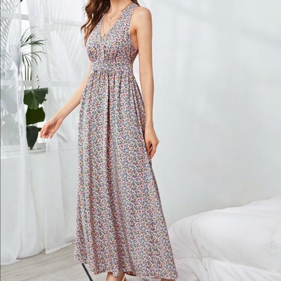 Boho floral crisscross back split thigh maxi dress - Picture 6 of 6